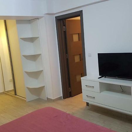 קריובה Tina Apartament 2 מראה חיצוני תמונה