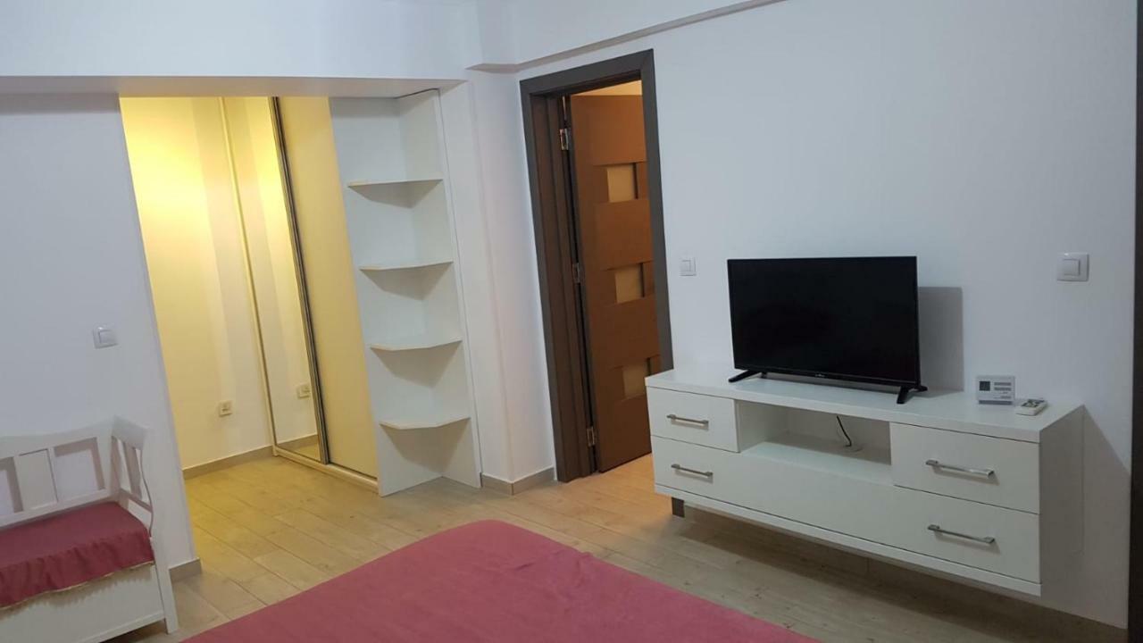 קריובה Tina Apartament 2 מראה חיצוני תמונה